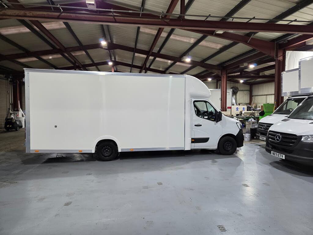 2023 Renault Master 2.3dCi LM35 135 Business+ Panel