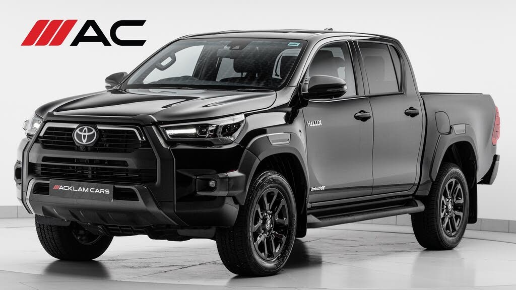 2025 Toyota Hi-Lux 2.8D-4D Invincible X 48V Hybrid