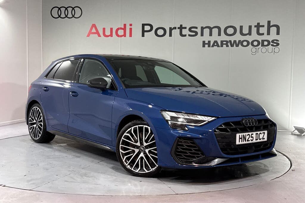 2025 Audi S3 2.0 TFSI Vorsprung Sportback 5d