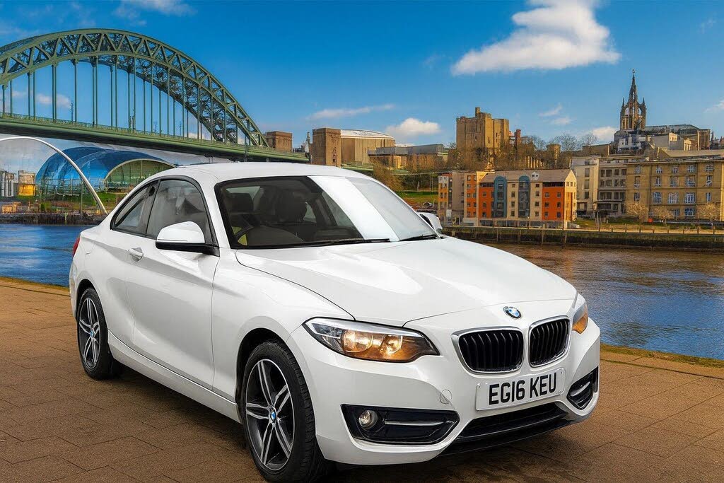 2016 BMW 2 Series 1.5 218i Sport Coupe 2d