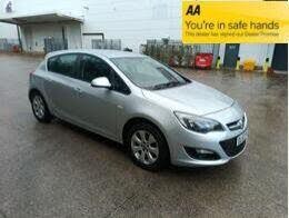 2014 Vauxhall Astra 1.4 Design (100ps) Hatchback