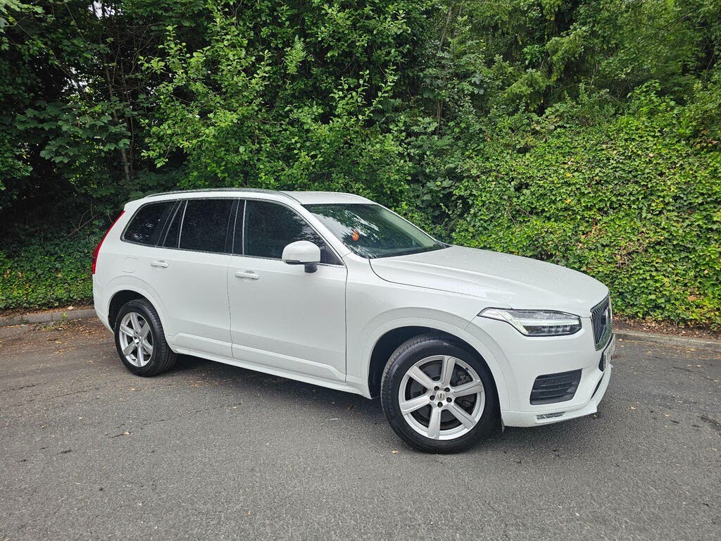 2021 Volvo XC90 2.0TD B5 Momentum