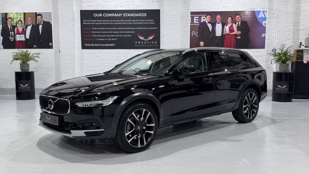 2023 Volvo V90 2.0 B5 Cross Country Ultimate