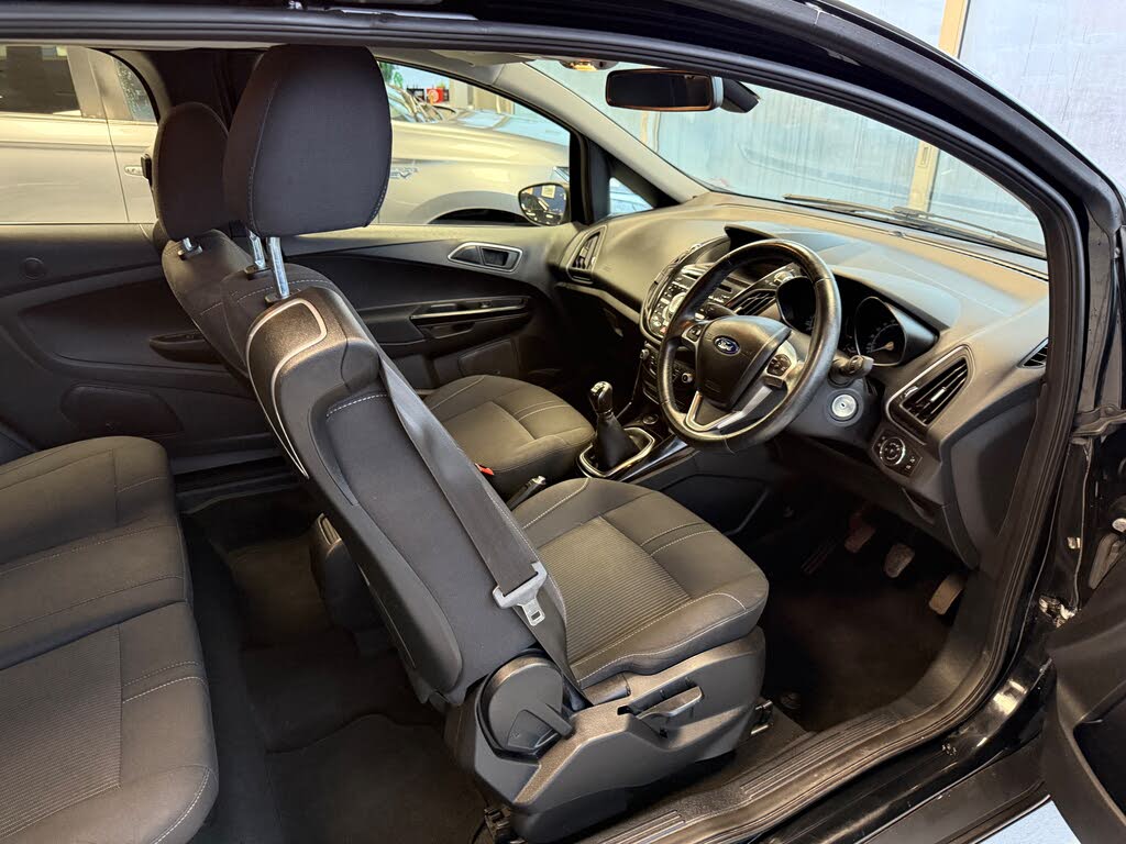 2017 Ford B-Max 1.0T Titanium Navigator (100ps)