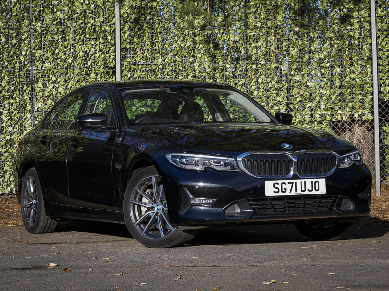 2021 BMW 3 Series 2.0 330e Sport Pro Saloon 4d