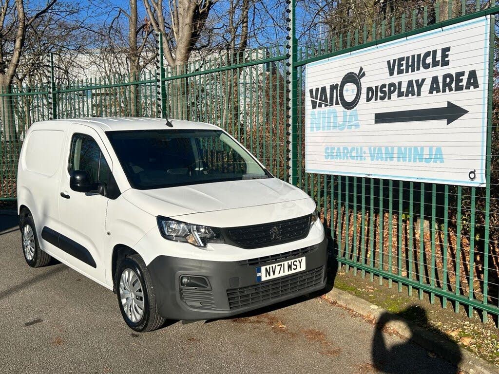 2022 Peugeot Partner 1.5 BlueHDi 1000 Professional Premium (100PS)(Eu6d)