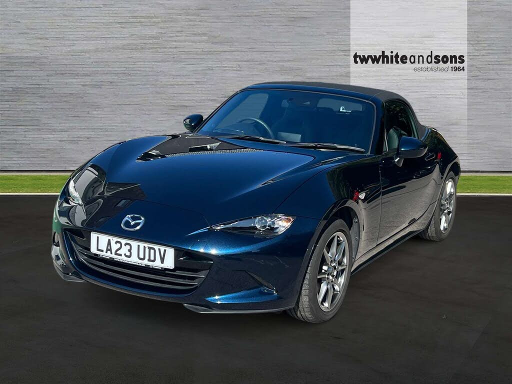 2023 Mazda MX-5 1.5 Exclusive-Line Roadster