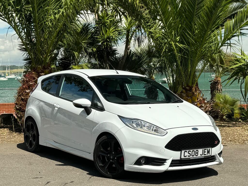 2015 Ford Fiesta 1.6 ST 3