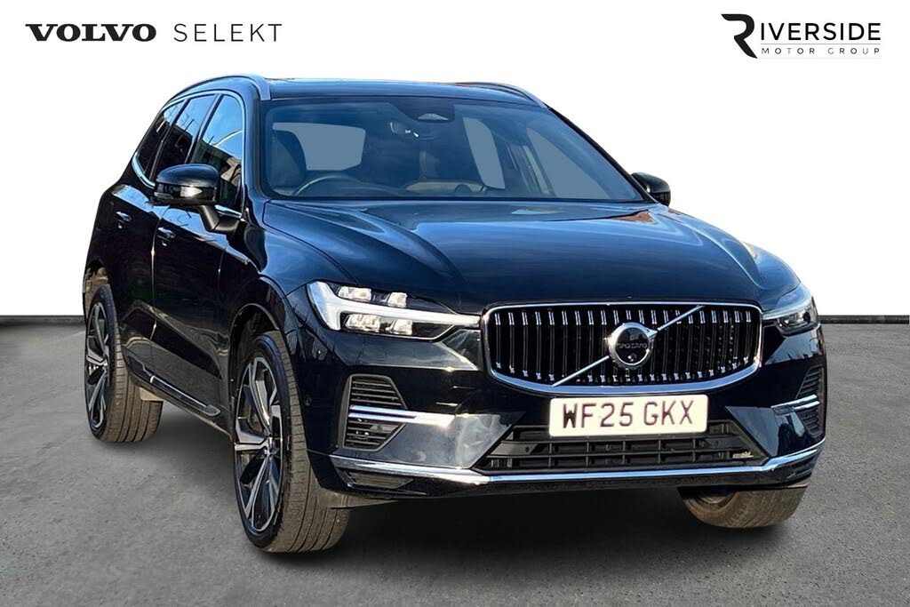 2025 Volvo XC60 2.0 T8 Ultra (Dark