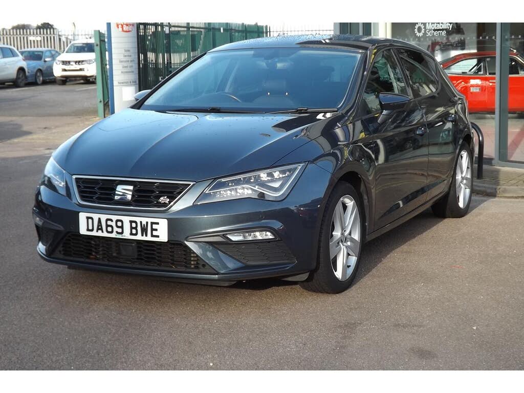 2020 Seat Leon 1.5 TSI EVO FR Black Edition (150ps) Hatchback