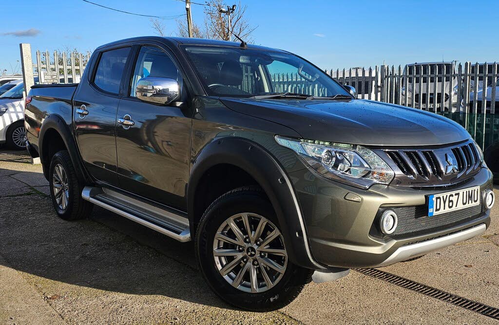 2017 Mitsubishi L200 2.4DI-D Barbarian (178bhp) (EU6) auto