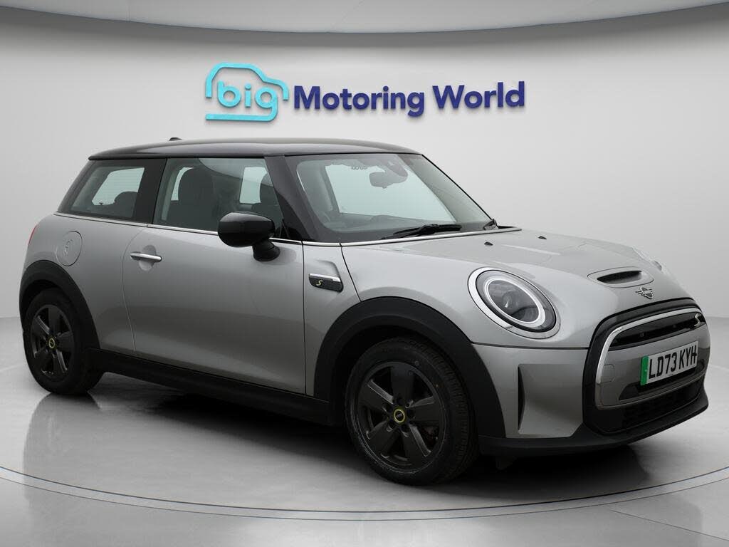2023 MINI Mini E Cooper S 1)