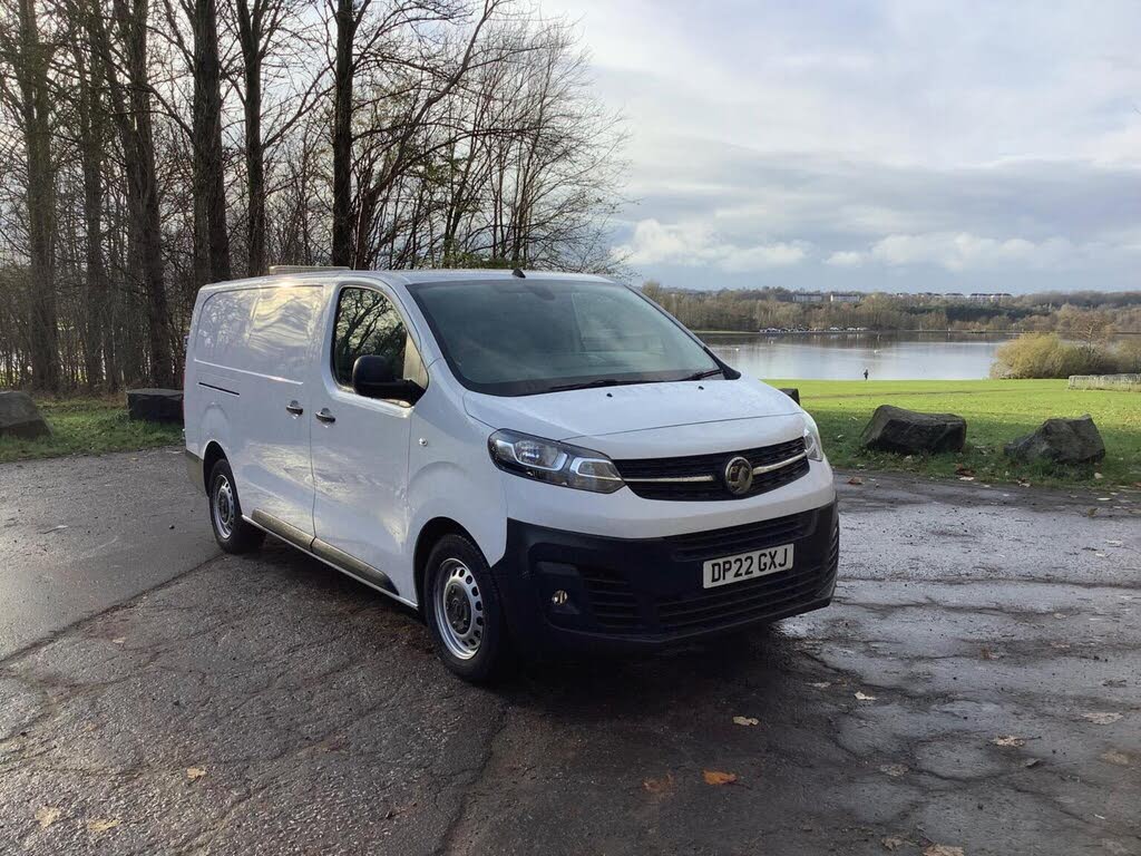 2022 Vauxhall Vivaro 1.5TD 2900 L2H1 Dynamic