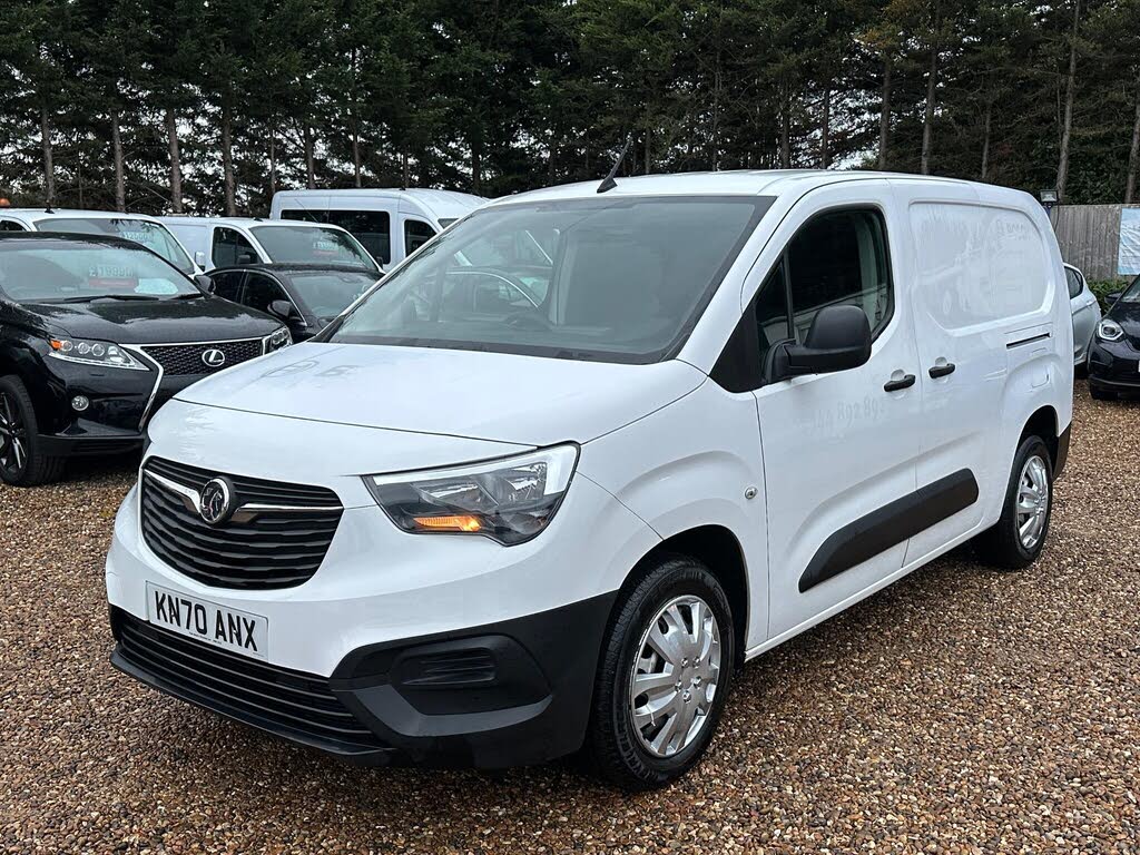 2020 Vauxhall Combo 1.5CDTi Edition 2300 (100PS)(EU6d-T) L2H1 Panel