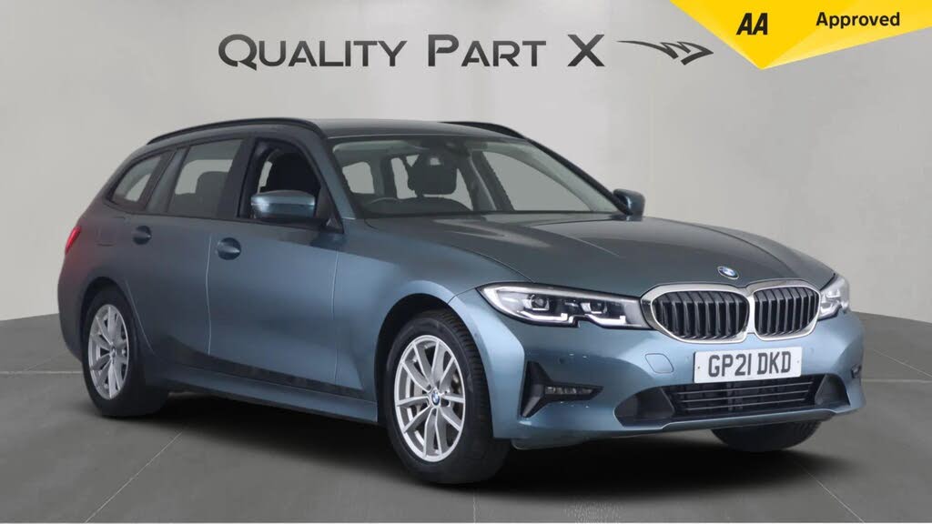 2021 BMW 3 Series 2.0 330e SE Pro Touring 5d