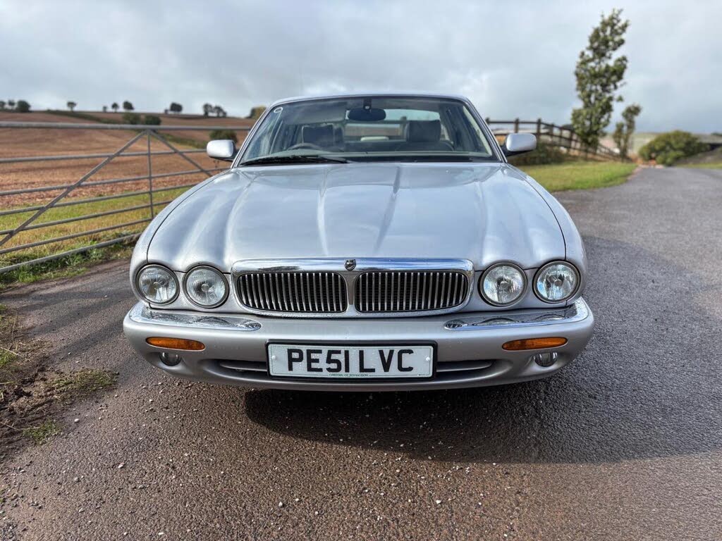 2001 Jaguar XJ Series 4.0 Sovereign (LWB) LWB