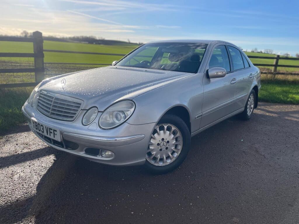 2003 Mercedes-Benz E-Class 2.7TD E270 CDI Elegance Saloon 4d auto
