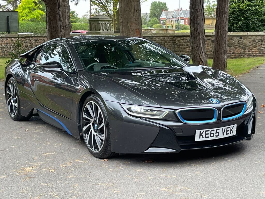 2015 BMW i8 1.5