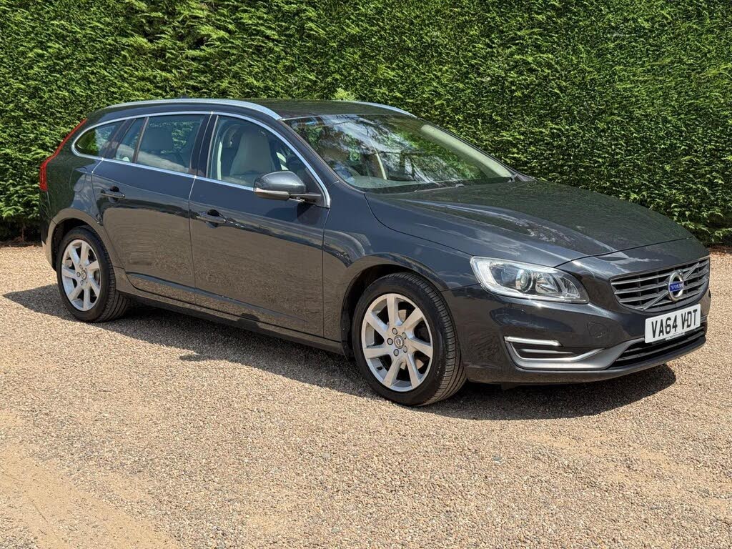 2015 Volvo V60 2.0TD D4 SE Lux (181bhp) Nav