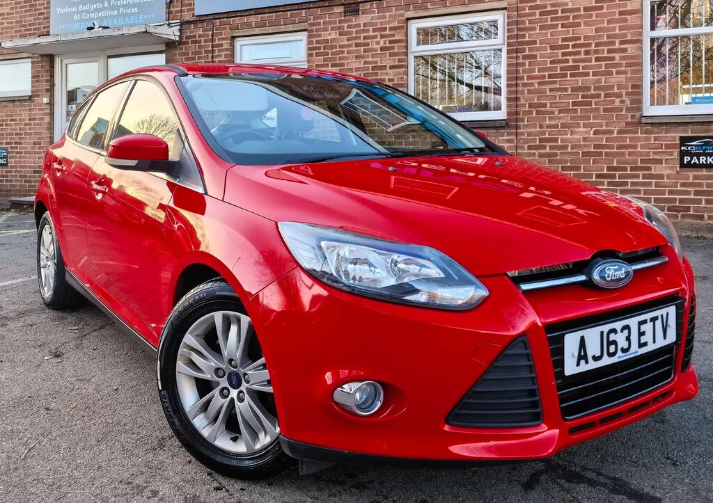 2014 Ford Focus 2.0TDCi Titanium Navigator Hatchback Powershift