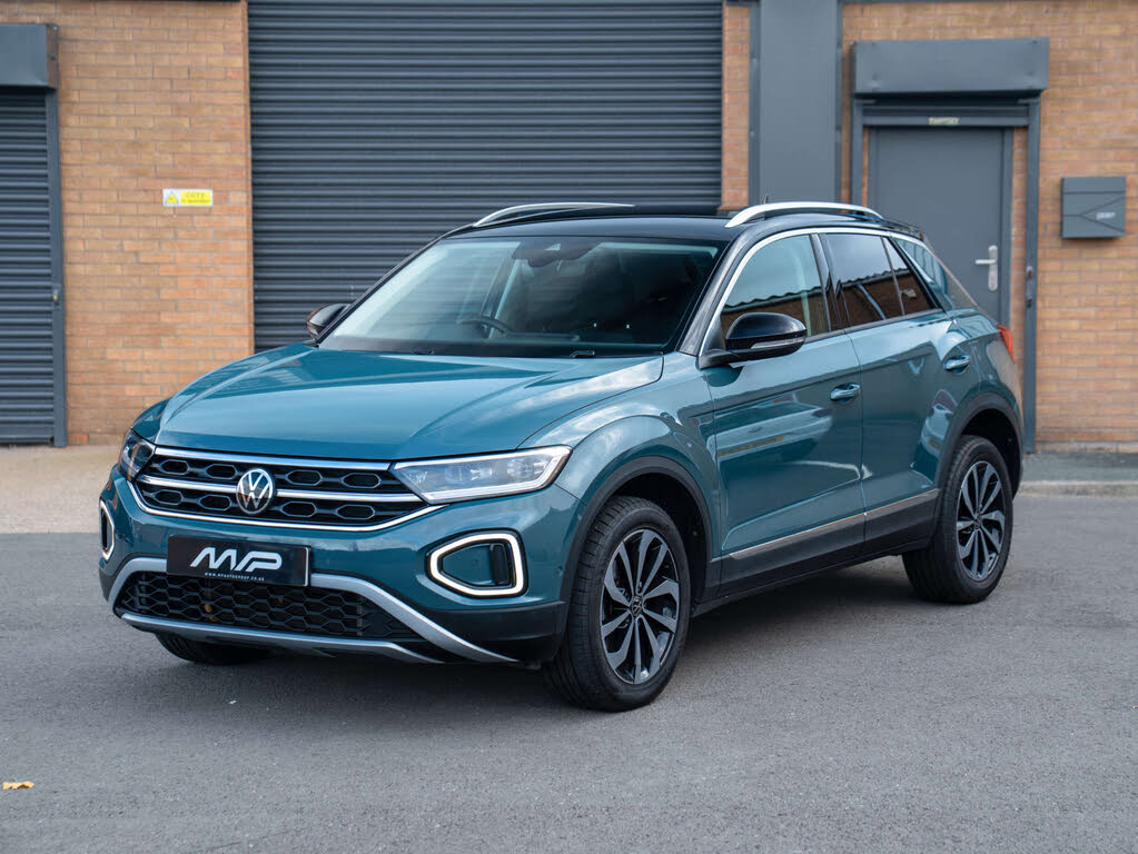 2022 Volkswagen T-Roc 1.5 TSI Style Hatchback 5d DSG