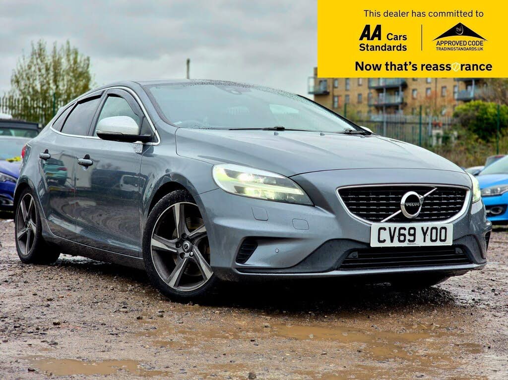 2019 Volvo V40 1.5 T3 R- Design Edition