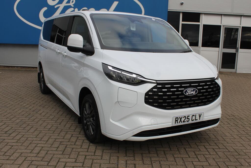 2025 Ford Tourneo Custom 2.5T 340 L2 Titanium