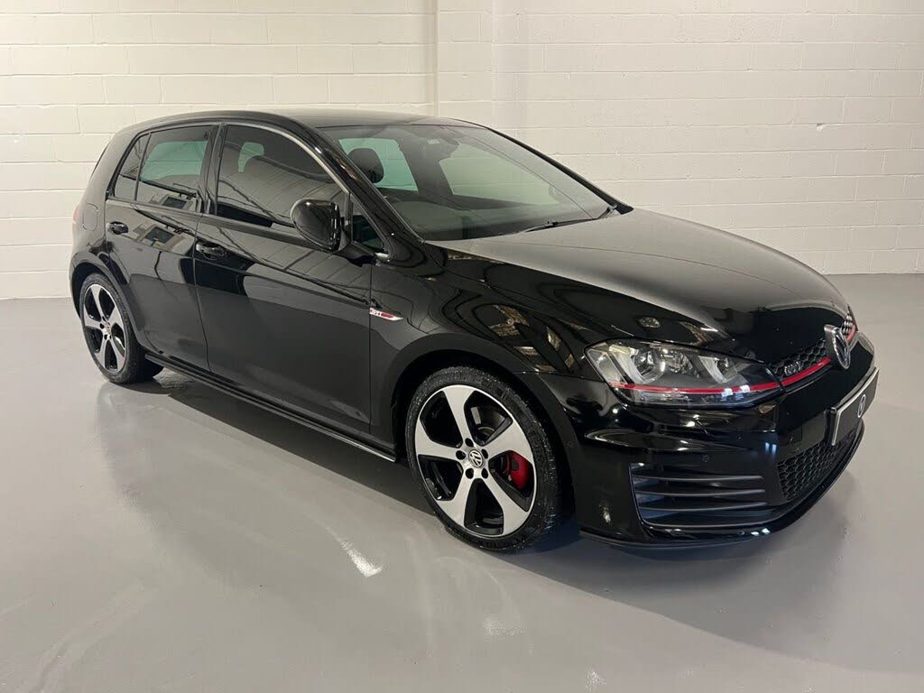 2013 Volkswagen Golf 2.0 GTi (220ps) Hatchback 5d