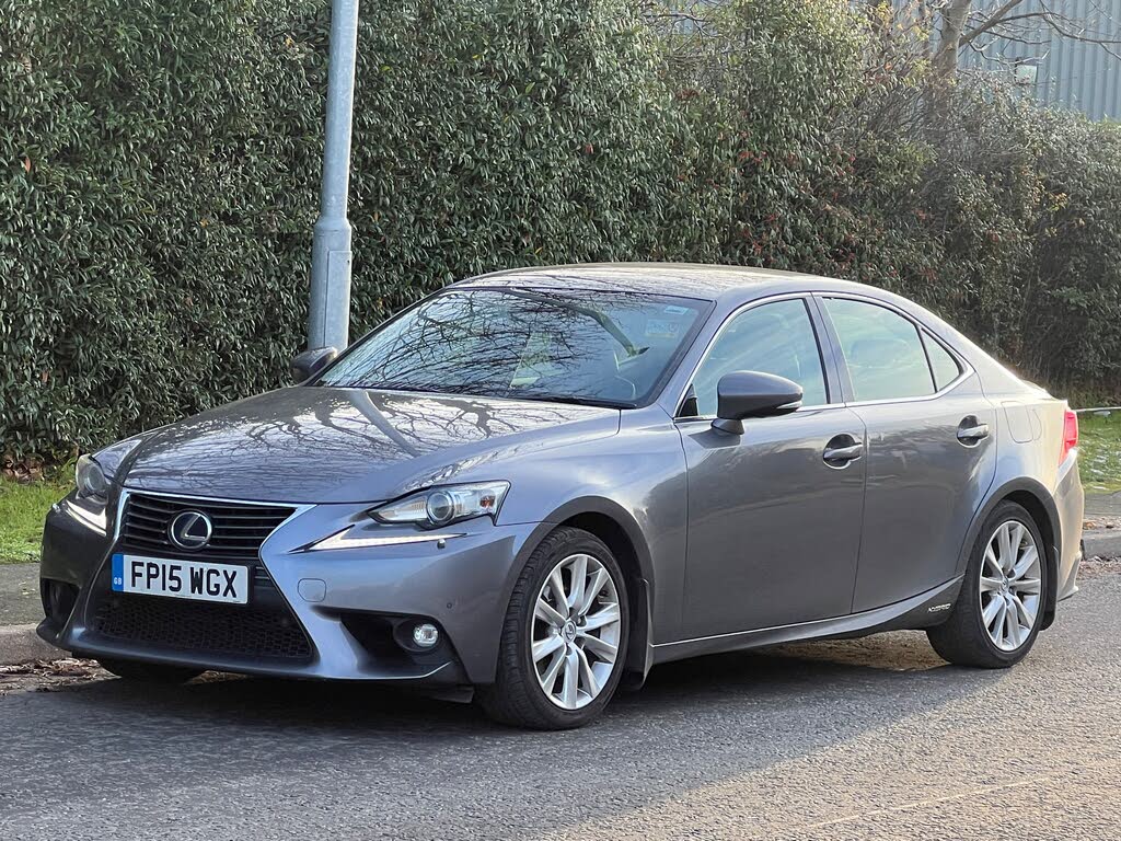 2015 Lexus IS 300h 2.5 Executive Edition