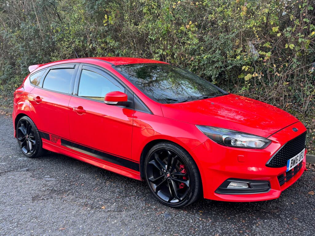 2016 Ford Focus 2.0T ST3 Hatchback