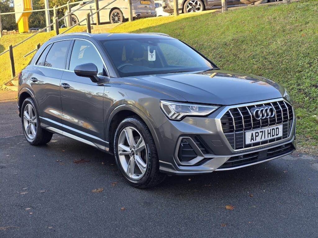 2022 Audi Q3 2.0 35 TDI S Line Station Wagon Tronic