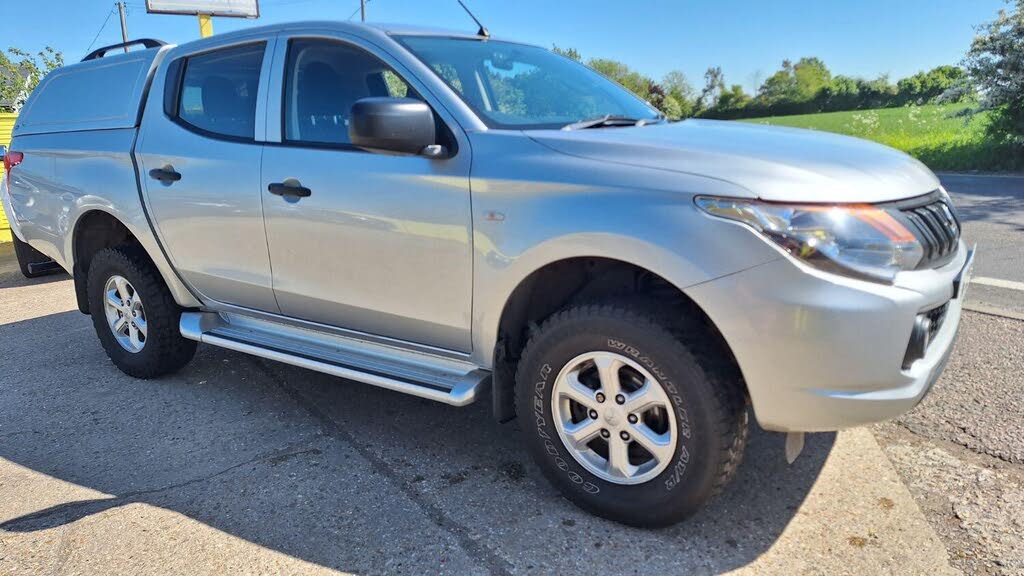 2018 Mitsubishi L200 2.4DI-D 4Life (EU6) Double Pickup