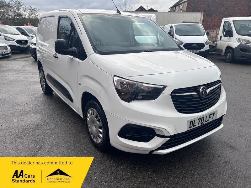 2020 Vauxhall Combo 1.5CDTi Sportive 2300 (100PS)(EU6dT) L1H1 Panel