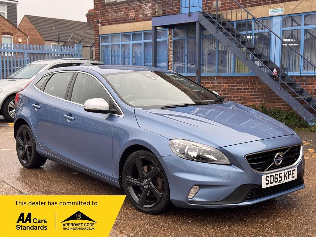 2015 Volvo V40 2.0TD D2 R-Design