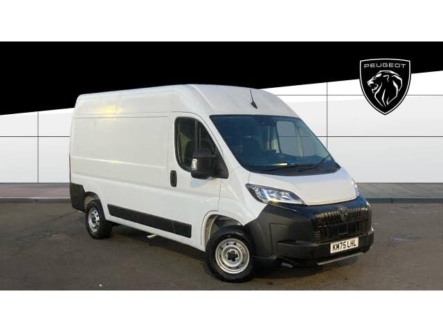 2025 Peugeot Boxer 2.2 BlueHDi Professional 335 L2H2 (140ps)(Eu6e)
