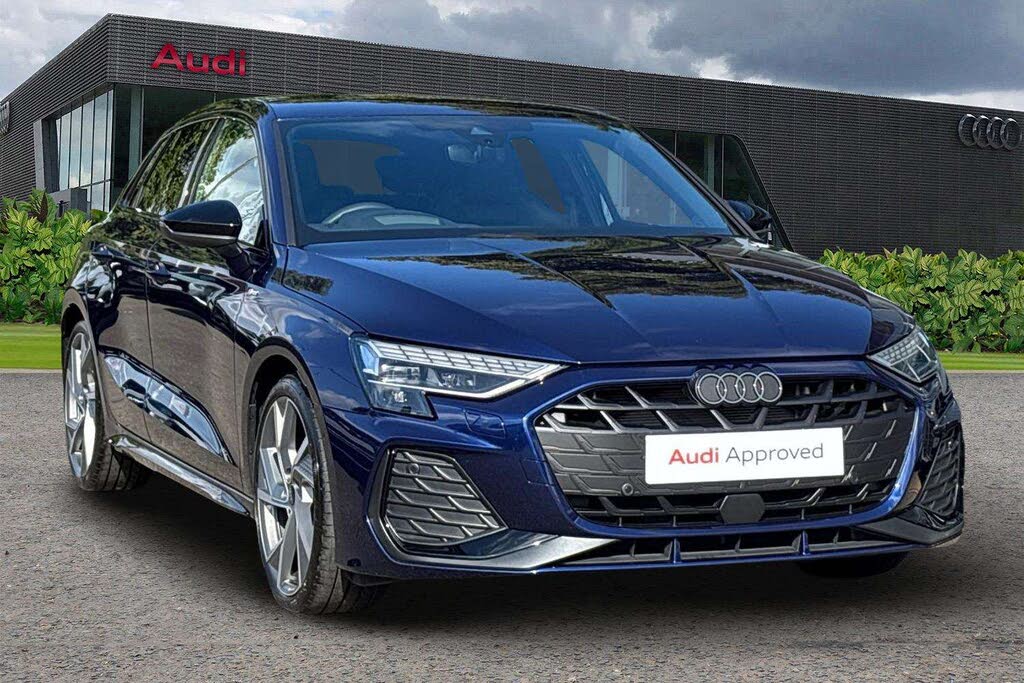 2025 Audi A3 1.5 35 TFSI Black Edition Sportback 5d