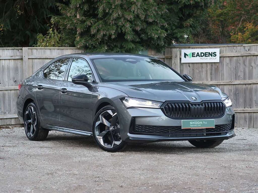 2025 Skoda Superb 1.5 TSI e-TEC SportLine Hatchback