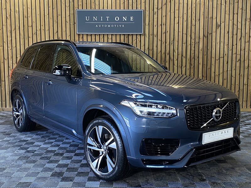 2021 Volvo XC90 2.0 T8 R-Design (455bhp)