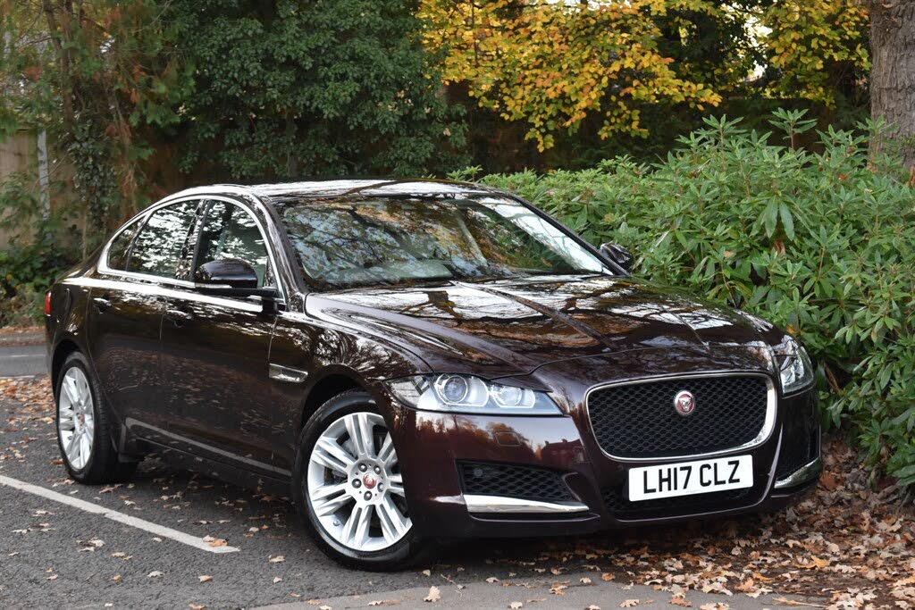 2017 Jaguar XF 2.0i Prestige (250ps) Saloon 4d 1998cc