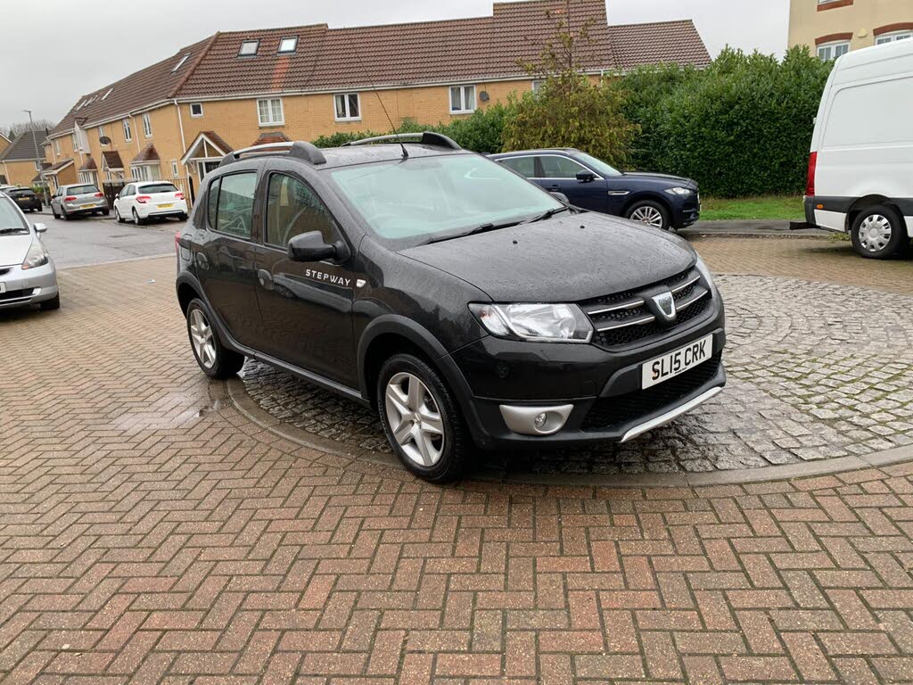 2015 Dacia Sandero Stepway 0.9 Laureate