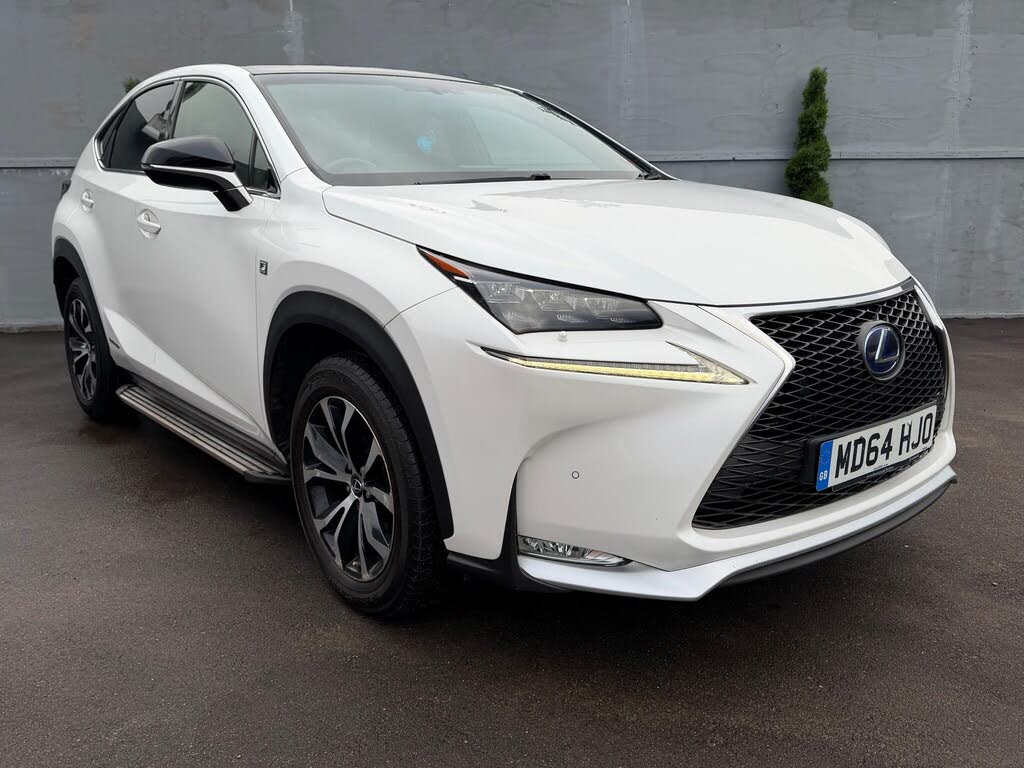 2015 Lexus NX 300h 2.5 F SPORT (194bhp) (Panoramic Roof)
