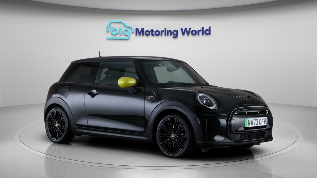 2023 MINI Mini E Cooper S 3)