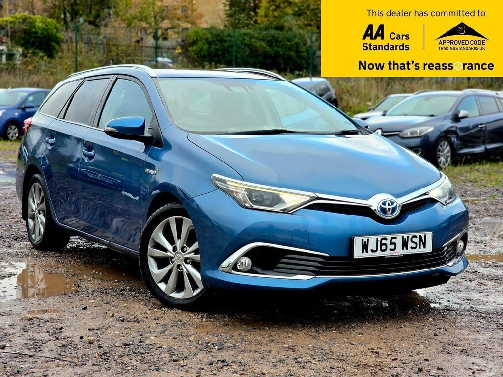 2015 Toyota Auris 1.8 VVT-i HSD Excel (TSS) Estate CVT