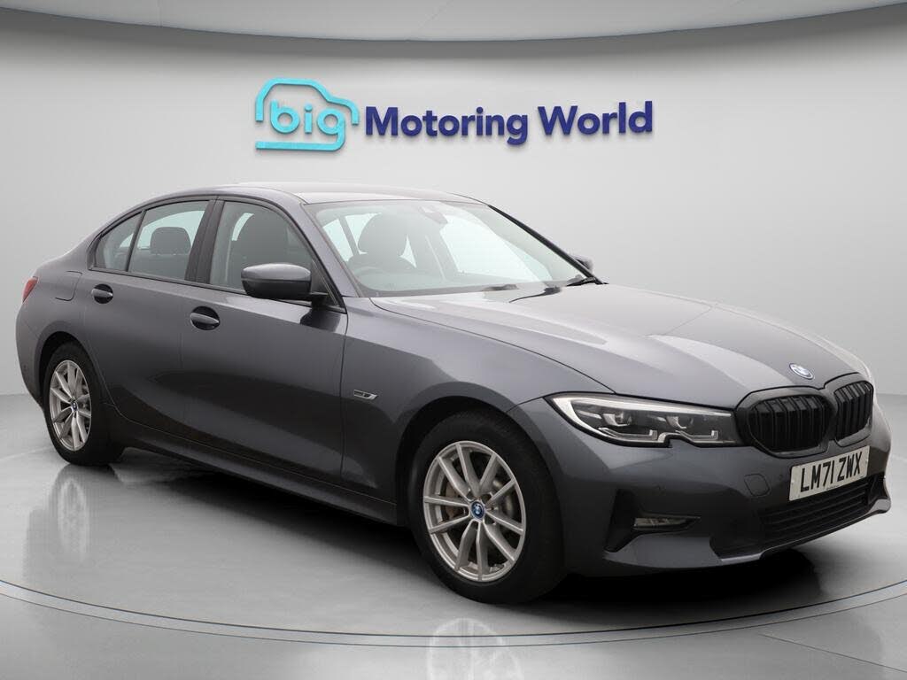 2021 BMW 3 Series 2.0 330e SE Pro Saloon 4d