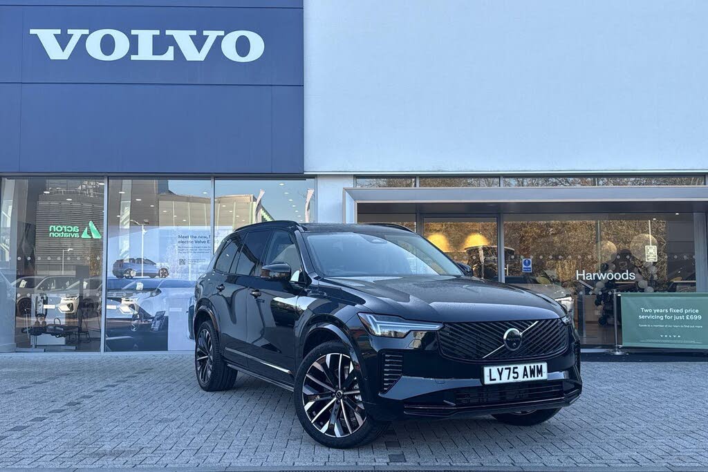2025 Volvo XC90 2.0 B5 Ultra (Dark