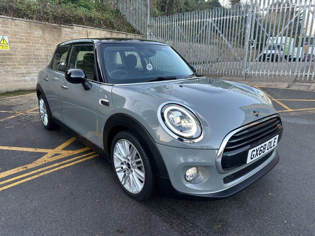 2018 MINI Mini 1.5 Cooper Classic (s/s) Hatchback 5d Auto