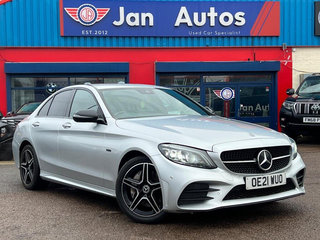 2021 Mercedes-Benz C-Class 2.0d C300de AMG Line Night Edition Premium Saloon 4d