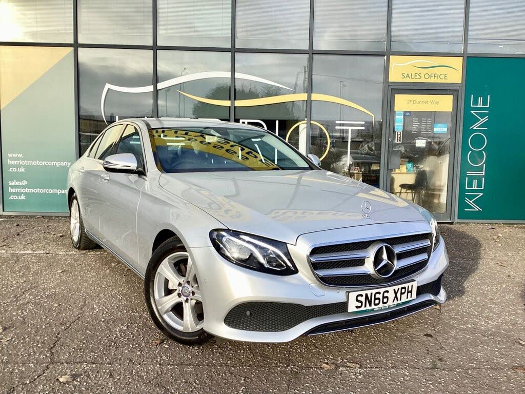 2016 Mercedes-Benz E-Class 2.0d E220d SE (s/s) Saloon 4d
