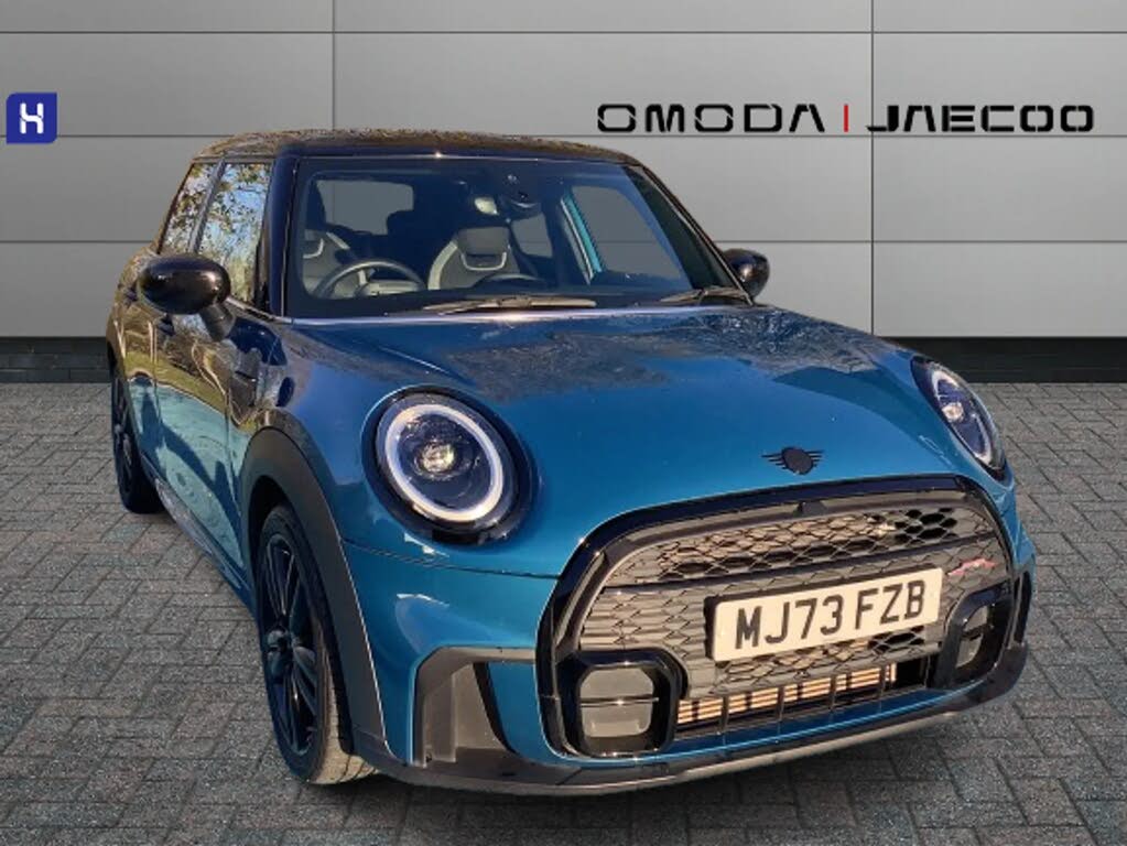 2023 MINI Mini 1.5 Cooper Sport (Premium Auto) Hatchback 5d Auto