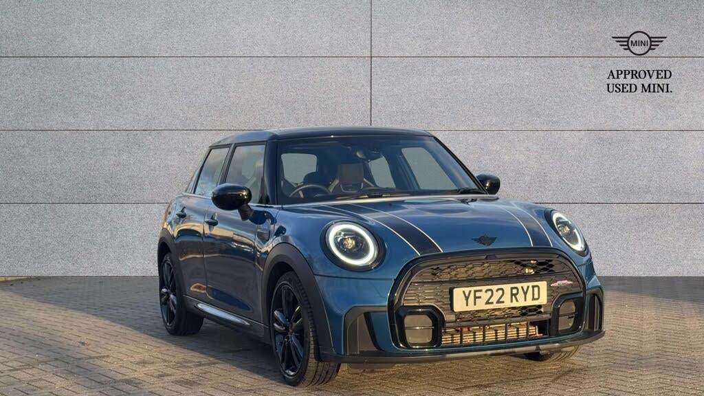 2022 MINI Mini 1.5 Cooper Sport Hatchback 5d